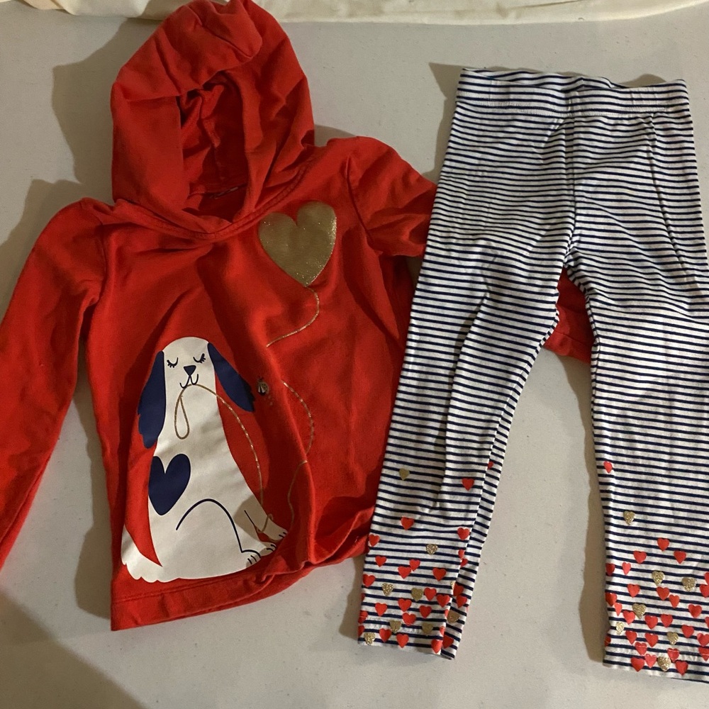 Carter’s 4T matching set